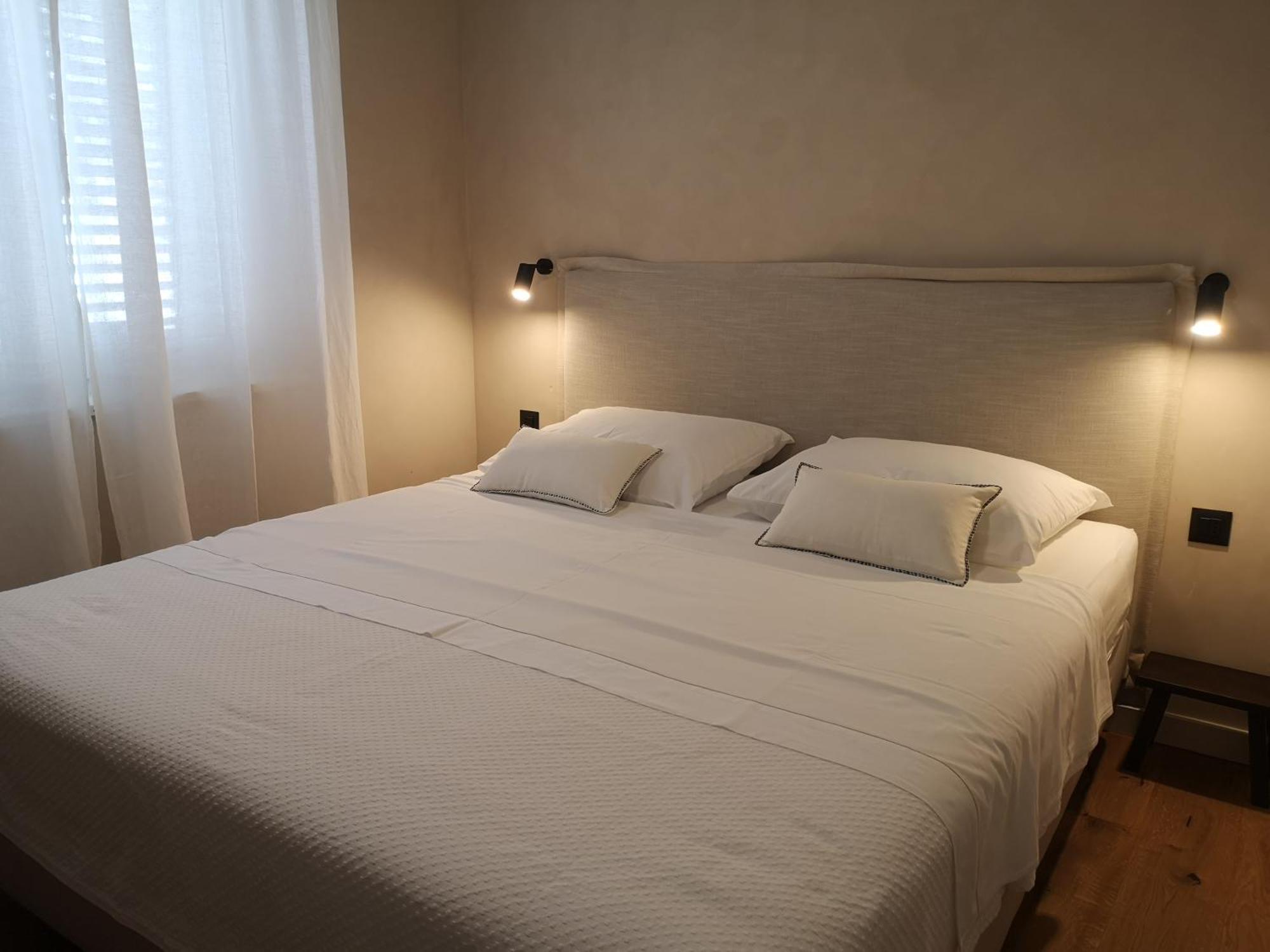 Apartman Sissy Primošten Buitenkant foto
