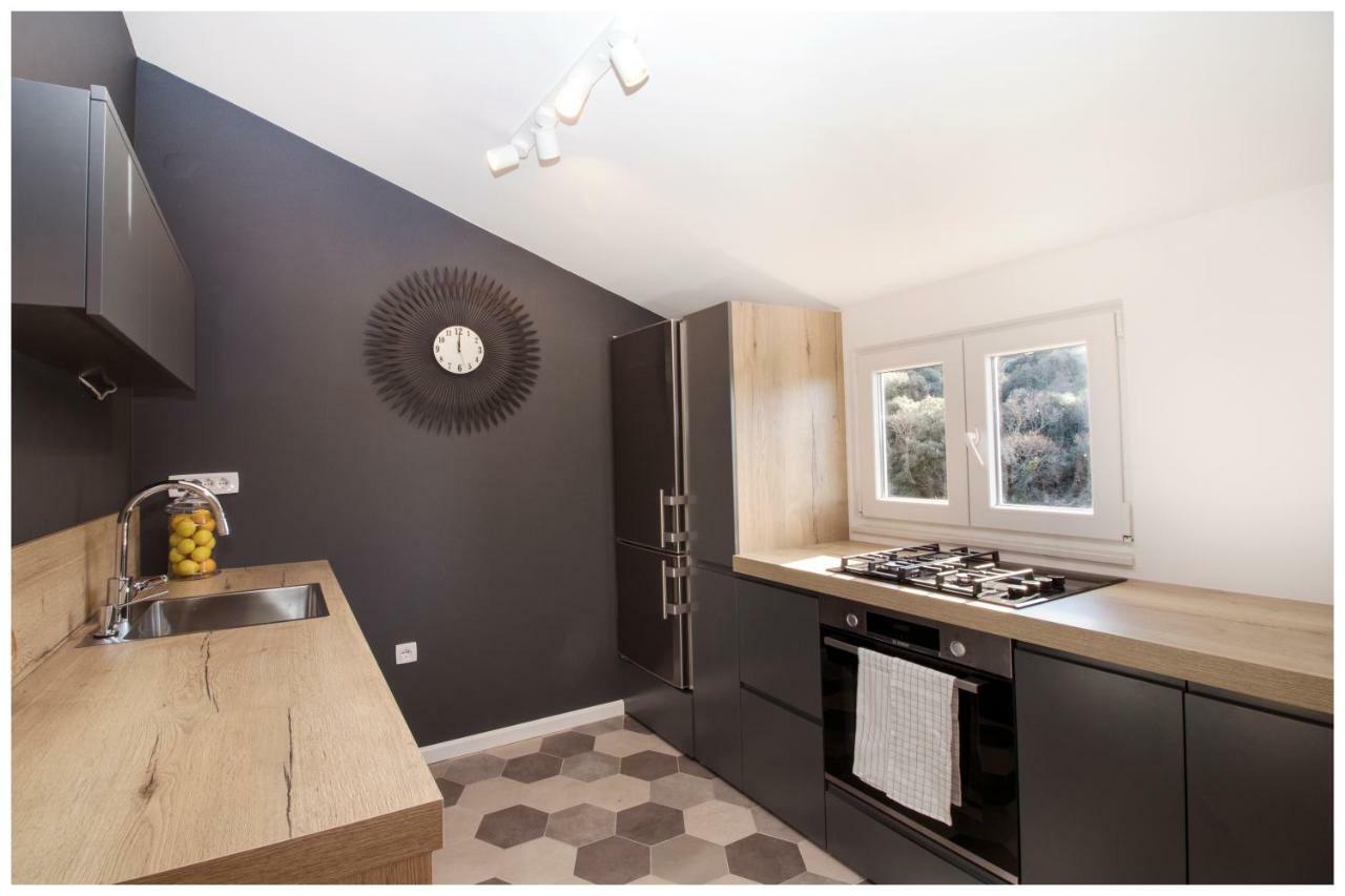 Apartman Sissy Primošten Buitenkant foto