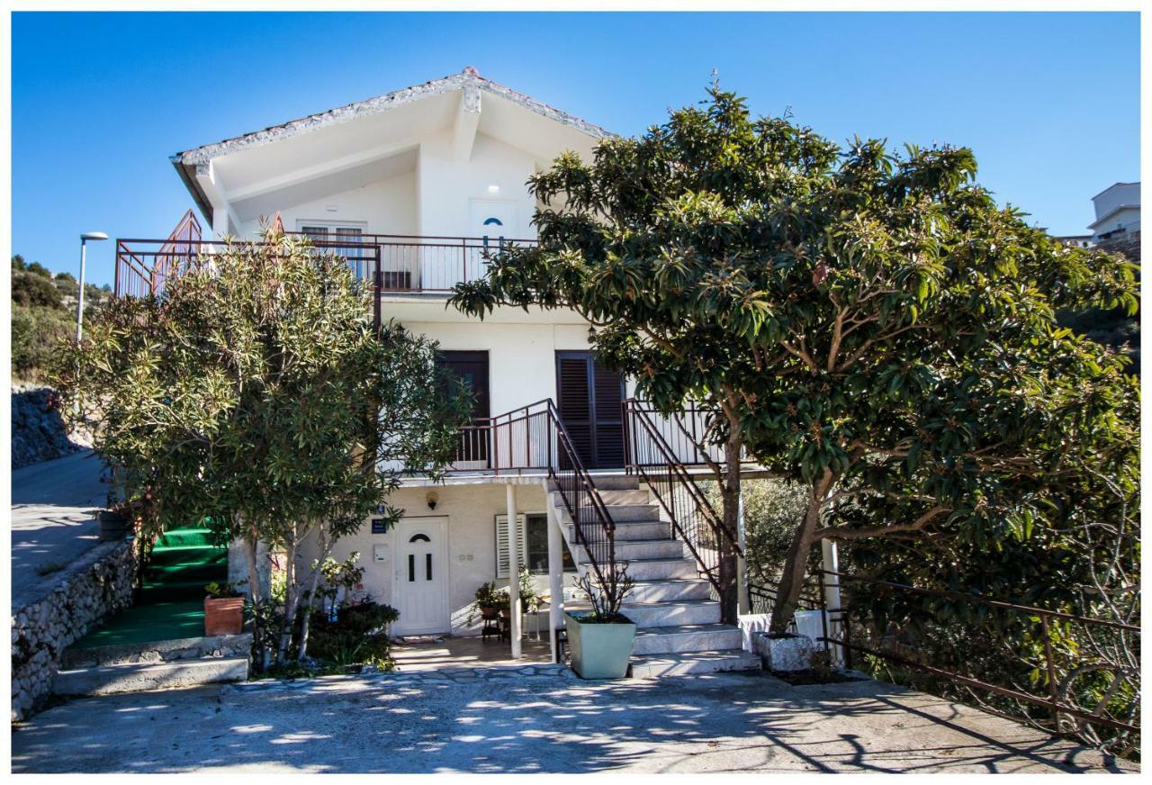 Apartman Sissy Primošten Buitenkant foto